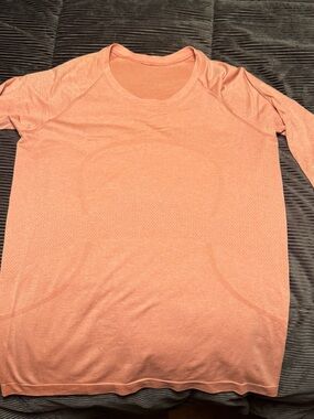 lululemon athletica Long Sleeve Crew in Coral